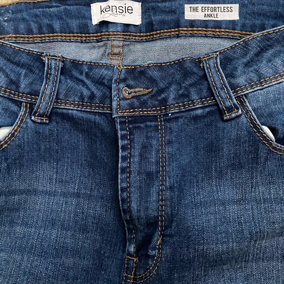 Jeans - Picture 3 of 3